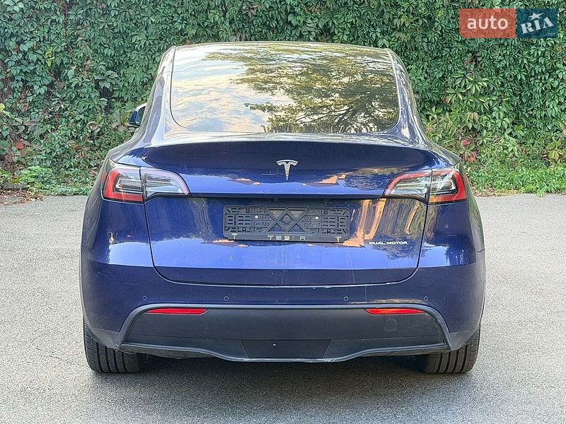 Внедорожник / Кроссовер Tesla Model Y 2022 в Киеве