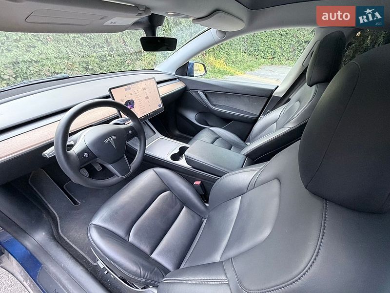 Внедорожник / Кроссовер Tesla Model Y 2022 в Киеве
