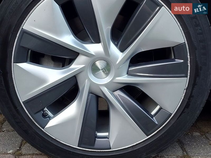 Внедорожник / Кроссовер Tesla Model Y 2020 в Львове фото 13 Внедорожник / Кроссовер Tesla Model Y 2020 в Львове