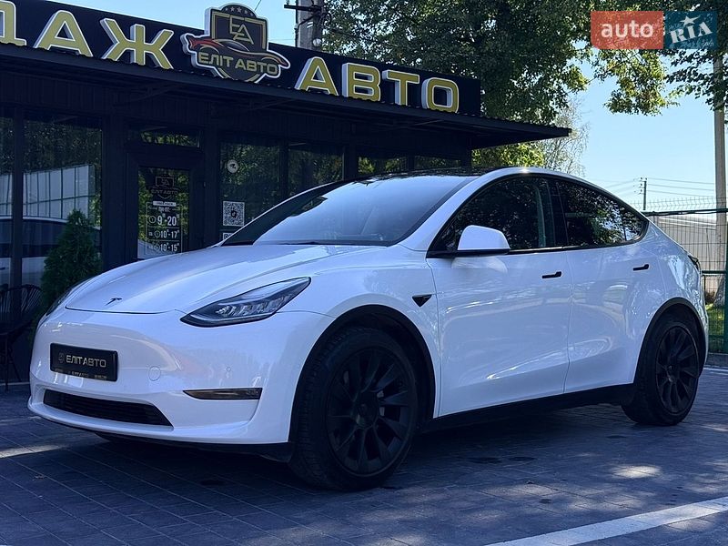 Tesla Model Y 2021