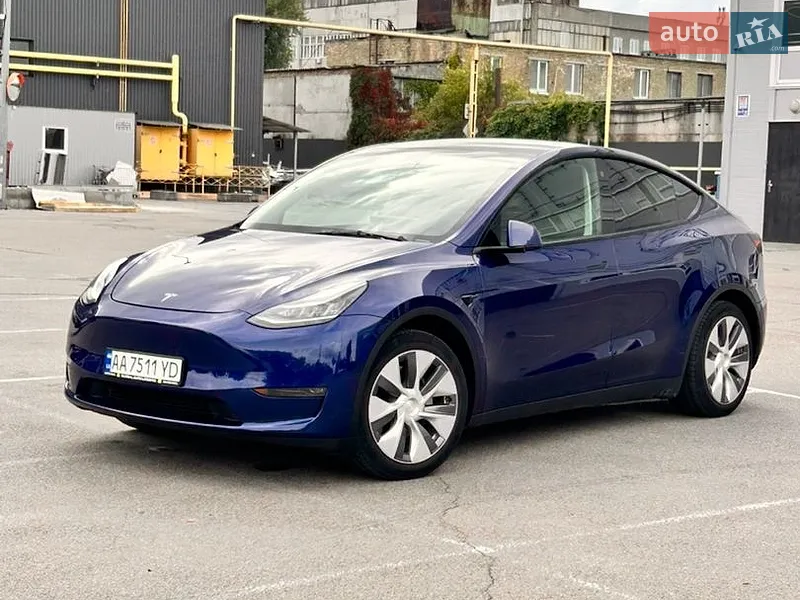 Tesla Model Y 2022