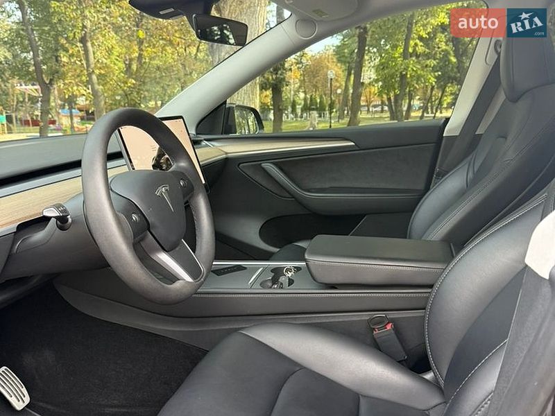 Внедорожник / Кроссовер Tesla Model Y 2023 в Переяславе