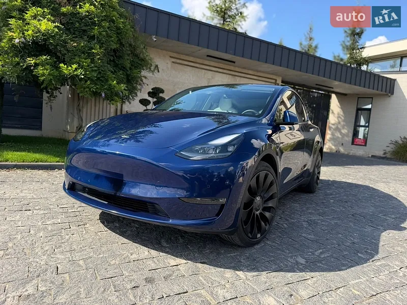 Tesla Model Y