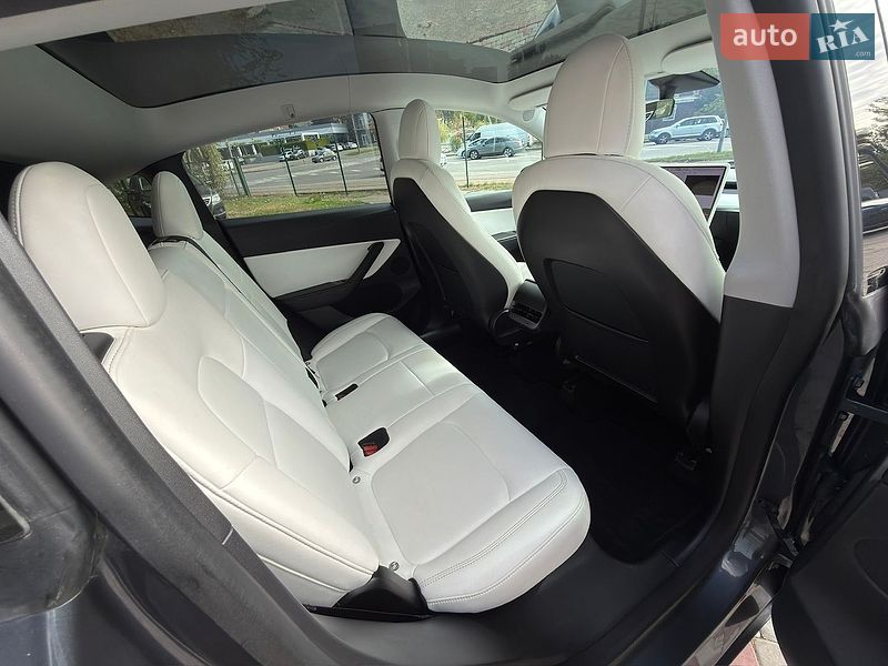 Позашляховик / Кросовер Tesla Model Y 2020 в Вінниці