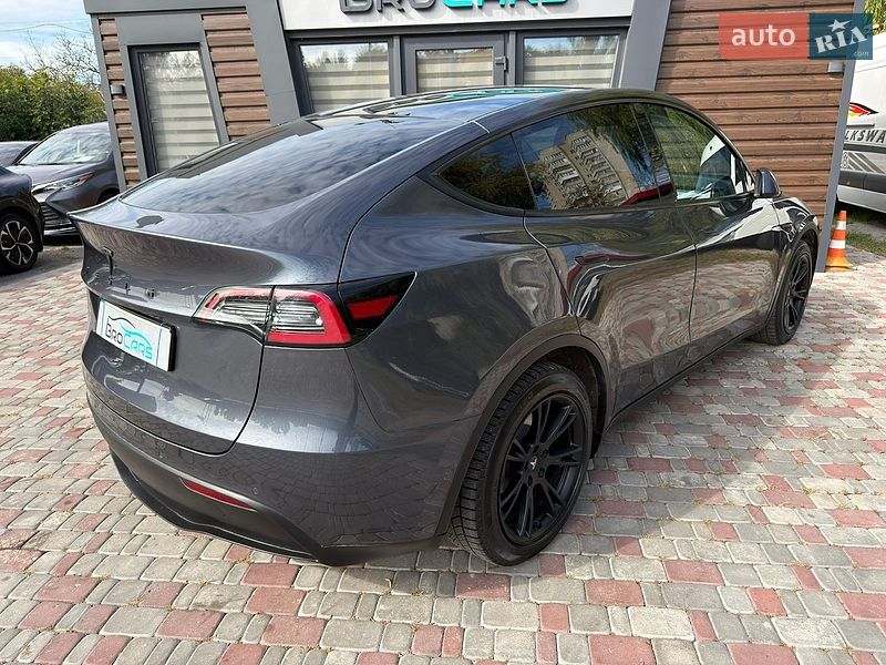 Позашляховик / Кросовер Tesla Model Y 2020 в Вінниці