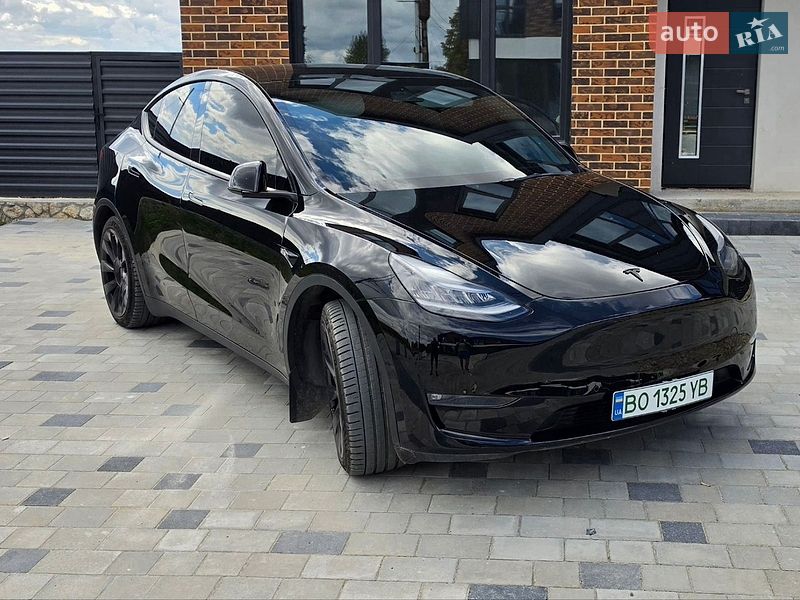 Внедорожник / Кроссовер Tesla Model Y 2021 в Тернополе