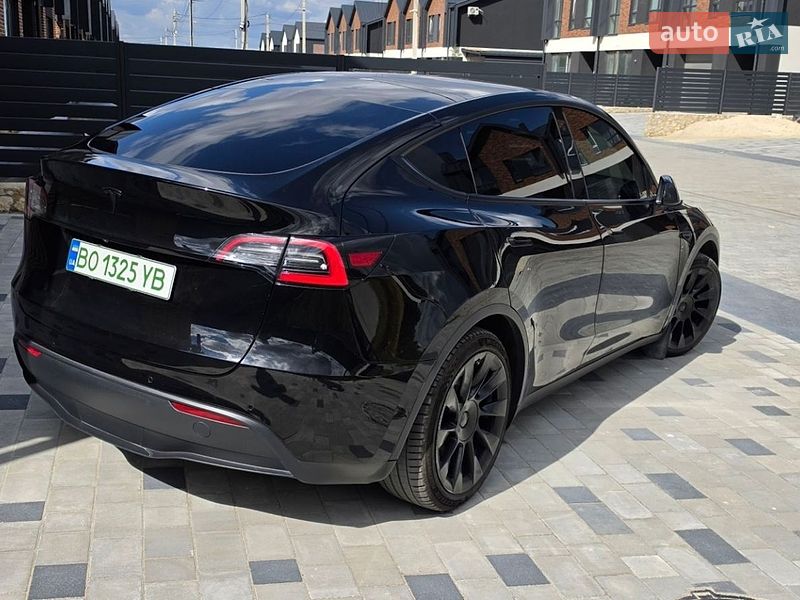 Внедорожник / Кроссовер Tesla Model Y 2021 в Тернополе