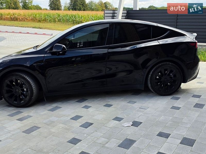 Внедорожник / Кроссовер Tesla Model Y 2021 в Тернополе