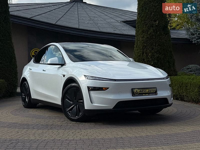 Позашляховик / Кросовер Tesla Model Y 2025 в Львові