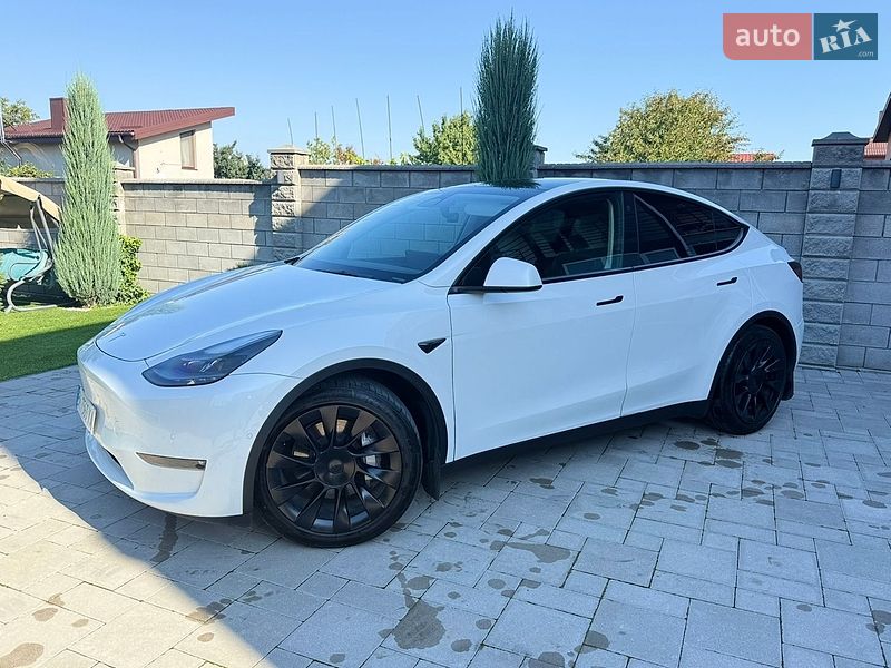 Позашляховик / Кросовер Tesla Model Y 2022 в Рівному фото 9 Позашляховик / Кросовер Tesla Model Y 2022 в Рівному