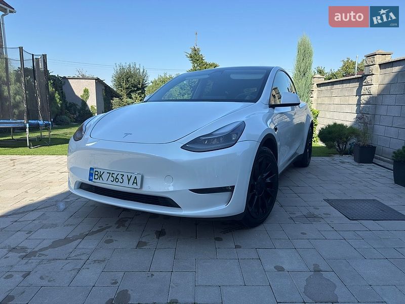 Позашляховик / Кросовер Tesla Model Y 2022 в Рівному фото 12 Позашляховик / Кросовер Tesla Model Y 2022 в Рівному