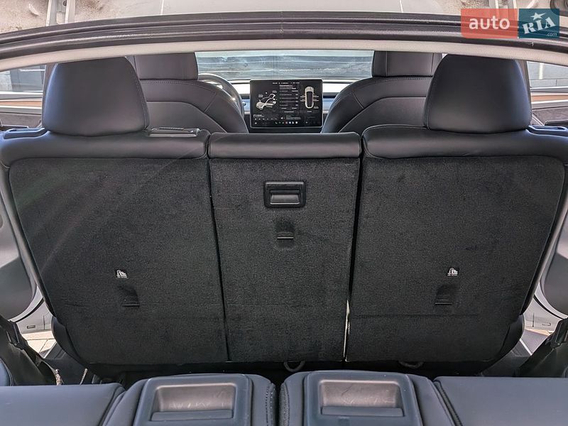 Позашляховик / Кросовер Tesla Model Y 2022 в Рівному фото 21 Позашляховик / Кросовер Tesla Model Y 2022 в Рівному