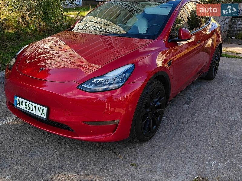 Внедорожник / Кроссовер Tesla Model Y 2020 в Киеве