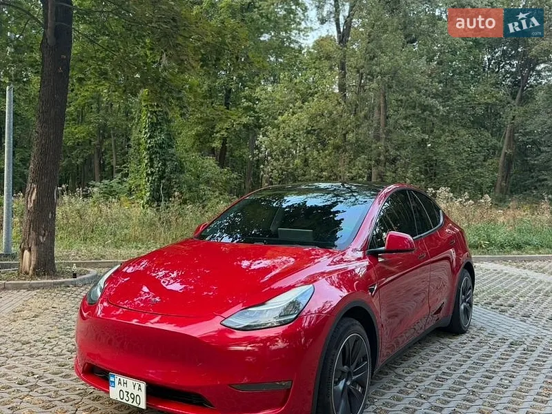 Tesla Model Y