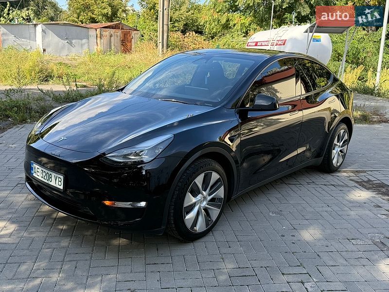 Внедорожник / Кроссовер Tesla Model Y 2023 в Днепре