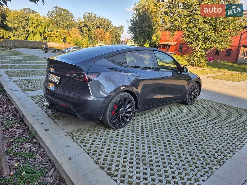 Внедорожник / Кроссовер Tesla Model Y 2022 в Самборе