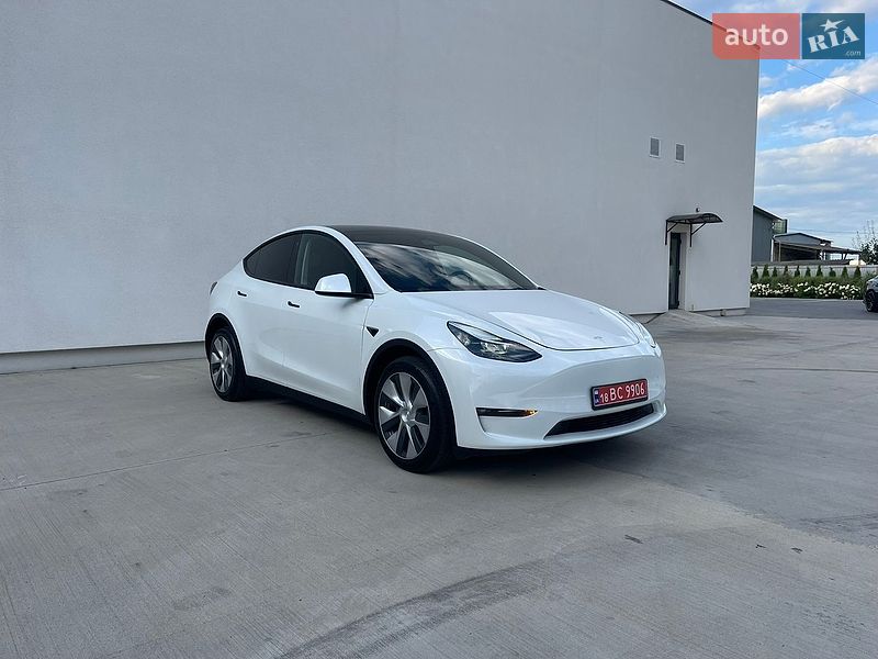 Внедорожник / Кроссовер Tesla Model Y 2023 в Луцке
