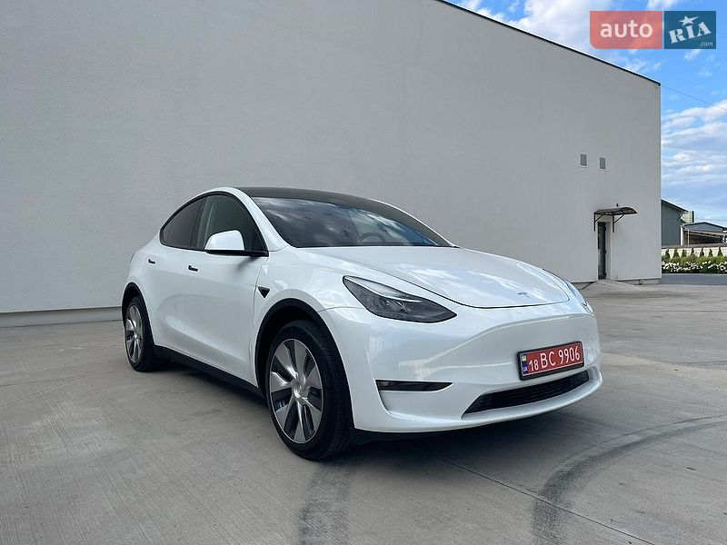 Внедорожник / Кроссовер Tesla Model Y 2023 в Луцке
