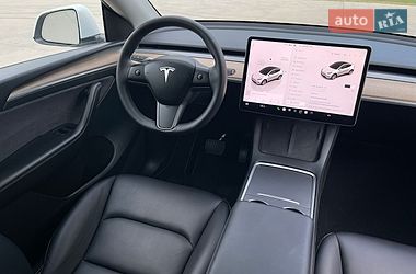 Внедорожник / Кроссовер Tesla Model Y 2023 в Луцке