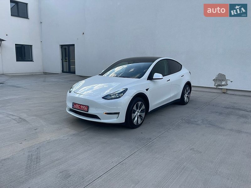 Внедорожник / Кроссовер Tesla Model Y 2023 в Луцке