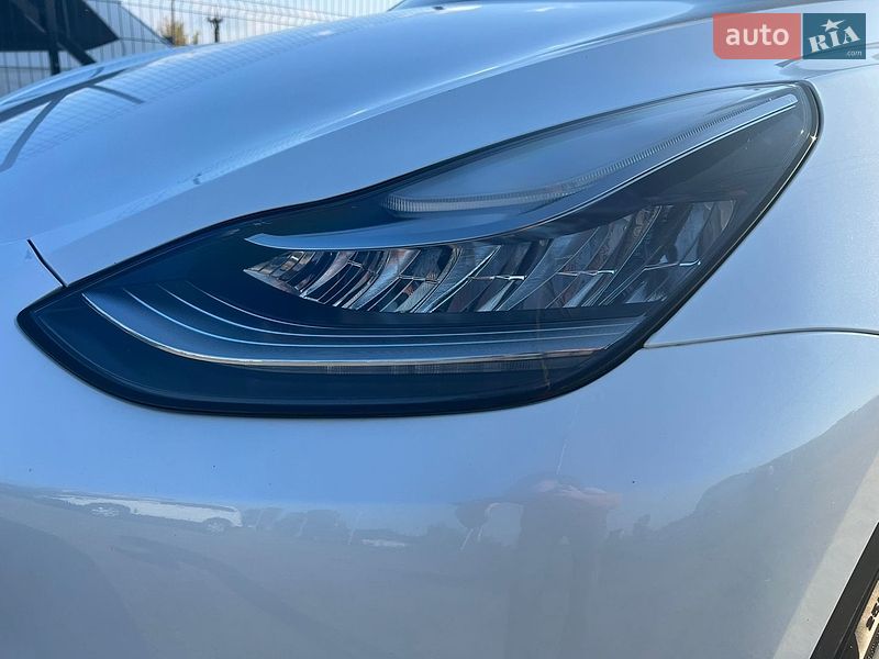 Позашляховик / Кросовер Tesla Model Y 2023 в Києві фото 7 Позашляховик / Кросовер Tesla Model Y 2023 в Києві