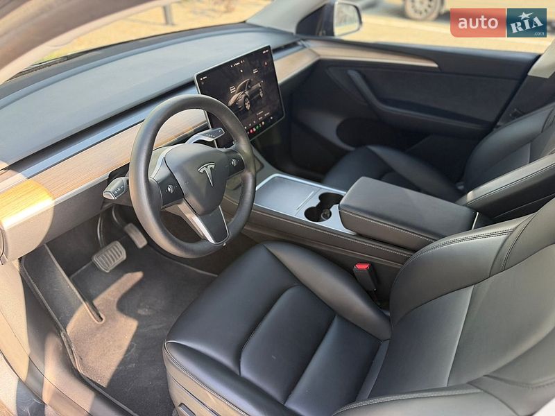 Внедорожник / Кроссовер Tesla Model Y 2023 в Черкассах