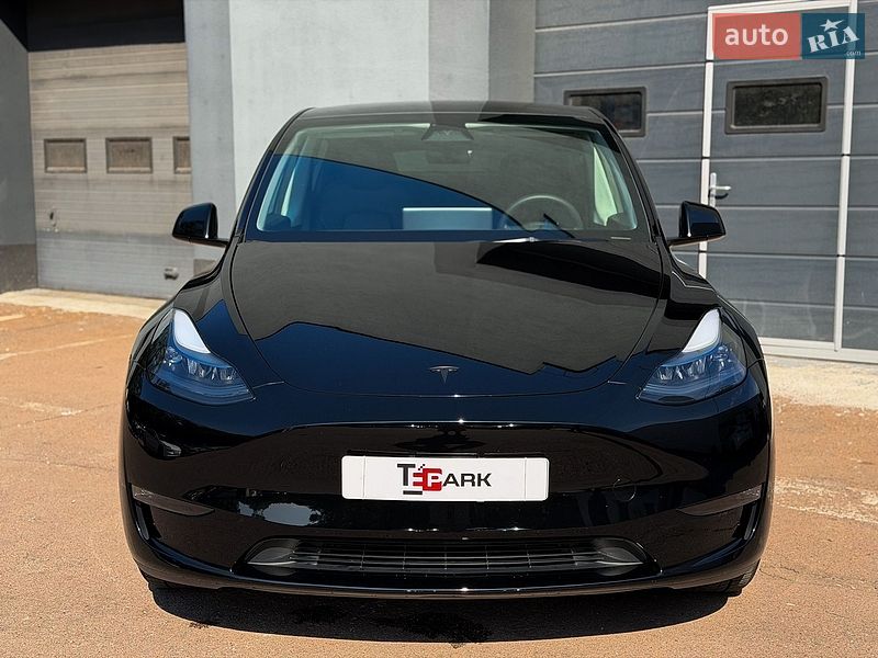 Позашляховик / Кросовер Tesla Model Y 2024 в Києві фото 3 Позашляховик / Кросовер Tesla Model Y 2024 в Києві