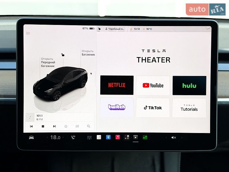 Позашляховик / Кросовер Tesla Model Y 2024 в Києві