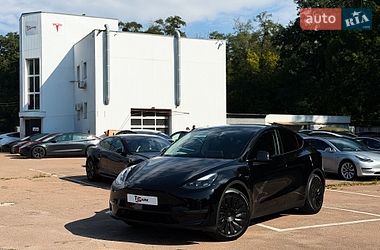 Позашляховик / Кросовер Tesla Model Y 2024 в Києві фото 2 Позашляховик / Кросовер Tesla Model Y 2024 в Києві