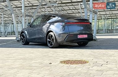 Внедорожник / Кроссовер Tesla Model Y 2025 в Львове