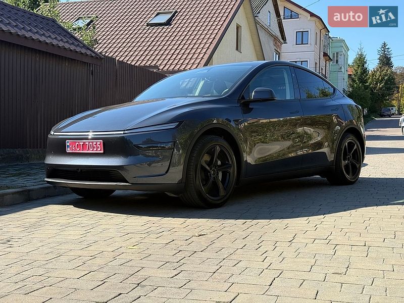 Внедорожник / Кроссовер Tesla Model Y 2025 в Львове