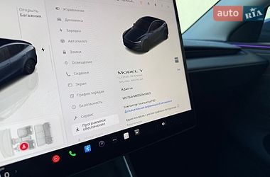 Внедорожник / Кроссовер Tesla Model Y 2025 в Львове