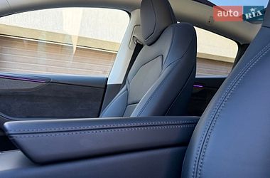 Внедорожник / Кроссовер Tesla Model Y 2025 в Львове
