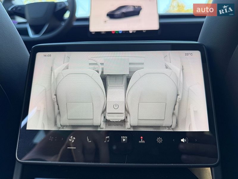Внедорожник / Кроссовер Tesla Model Y 2025 в Львове