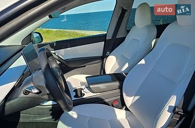 Внедорожник / Кроссовер Tesla Model Y 2020 в Одессе