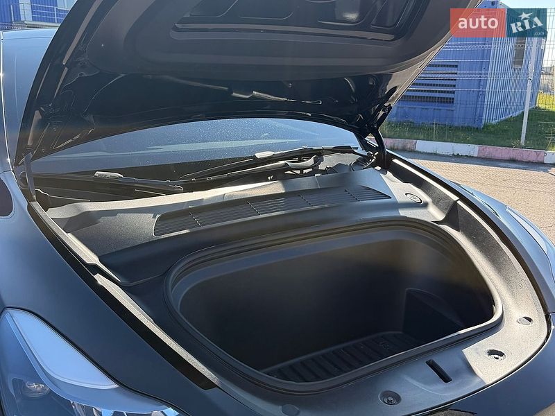 Позашляховик / Кросовер Tesla Model Y 2022 в Вінниці