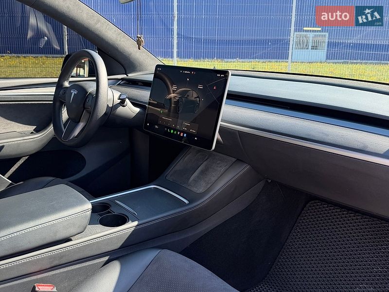 Позашляховик / Кросовер Tesla Model Y 2022 в Вінниці