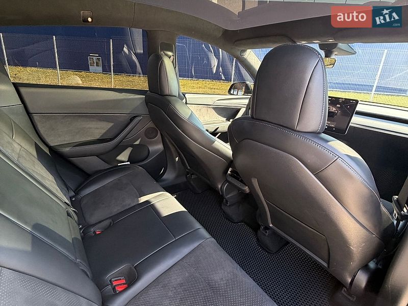 Позашляховик / Кросовер Tesla Model Y 2022 в Вінниці