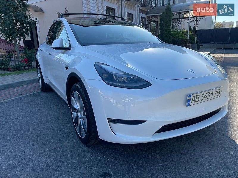 Внедорожник / Кроссовер Tesla Model Y 2024 в Виннице