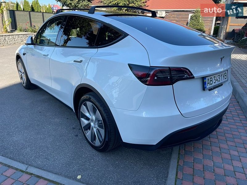 Внедорожник / Кроссовер Tesla Model Y 2024 в Виннице