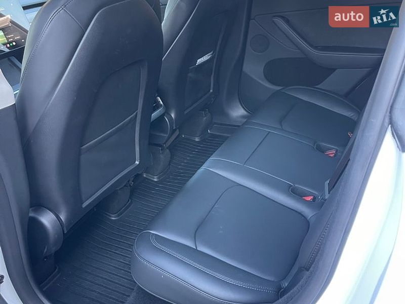 Внедорожник / Кроссовер Tesla Model Y 2024 в Виннице