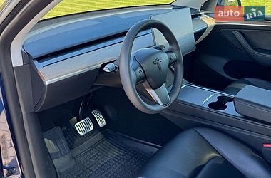 Позашляховик / Кросовер Tesla Model Y 2023 в Києві