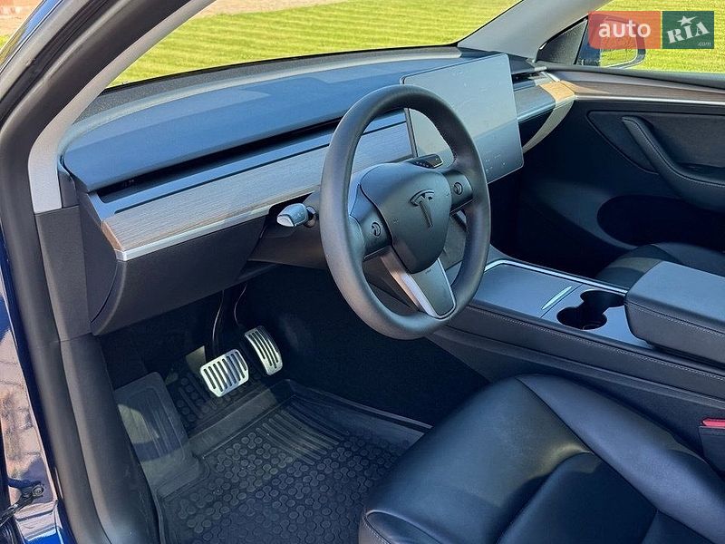 Позашляховик / Кросовер Tesla Model Y 2023 в Києві