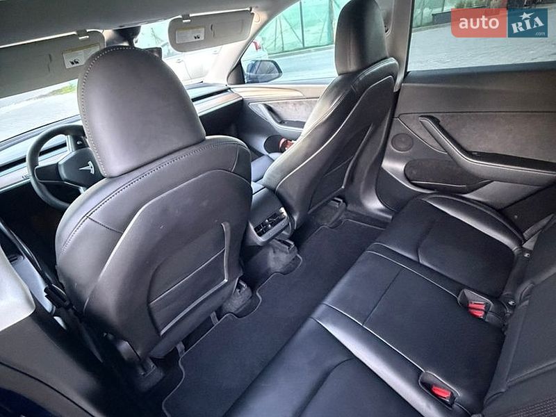 Позашляховик / Кросовер Tesla Model Y 2023 в Звягелі