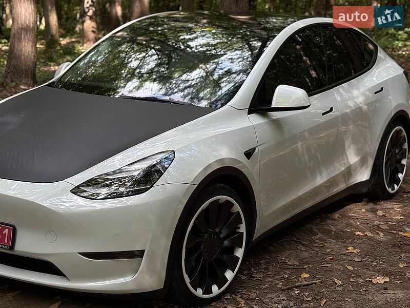 Внедорожник / Кроссовер Tesla Model Y 2022 в Луцке