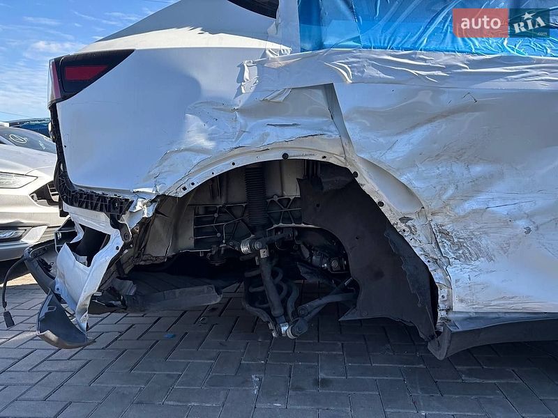 Внедорожник / Кроссовер Tesla Model Y 2022 в Луцке