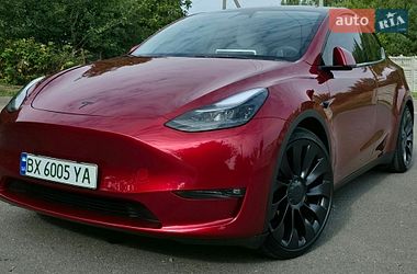 Позашляховик / Кросовер Tesla Model Y 2024 в Хмельницькому