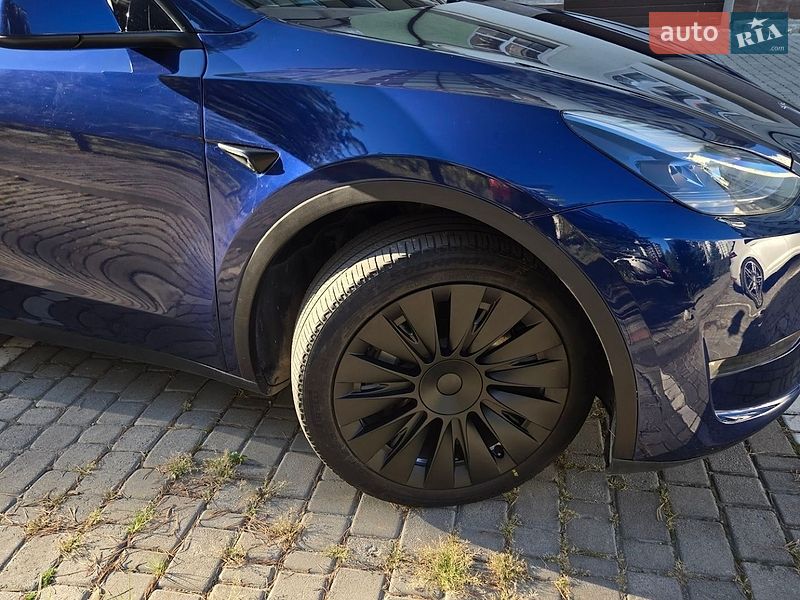 Внедорожник / Кроссовер Tesla Model Y 2023 в Ивано-Франковске фото 10 Внедорожник / Кроссовер Tesla Model Y 2023 в Ивано-Франковске