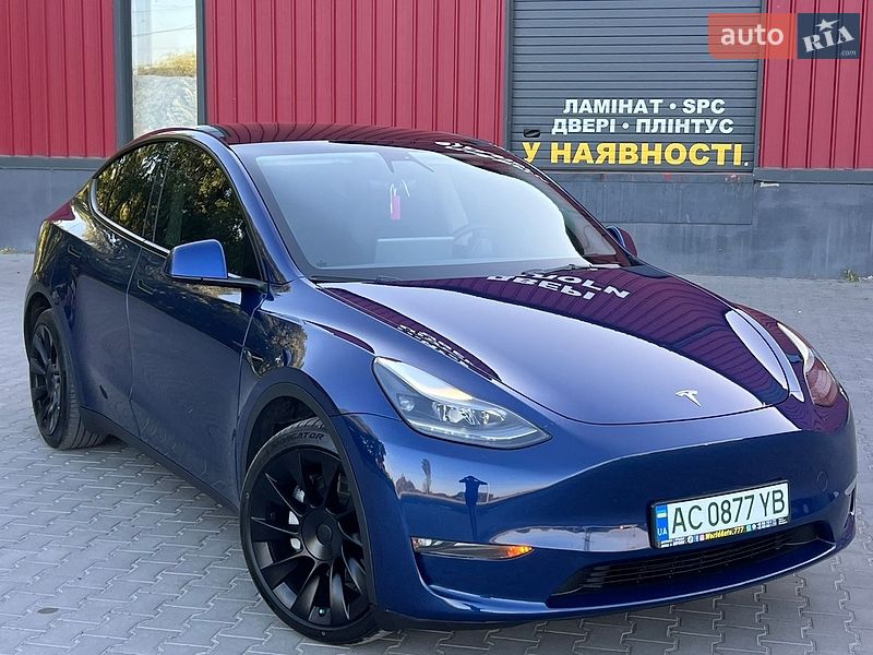 Позашляховик / Кросовер Tesla Model Y 2023 в Луцьку