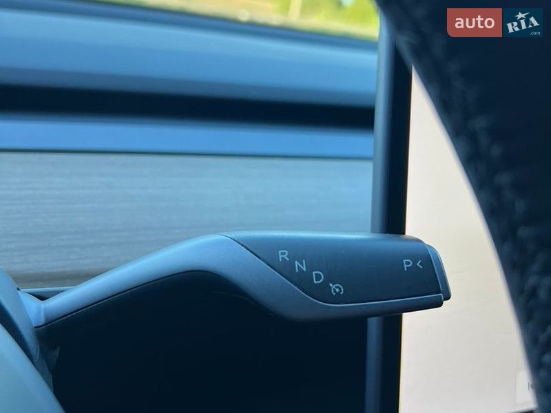 Позашляховик / Кросовер Tesla Model Y 2023 в Луцьку